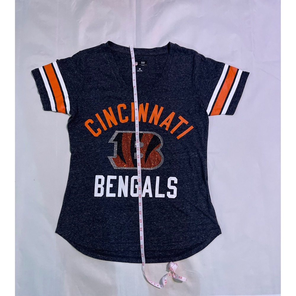 NFL Cincinnati Bengals Women's V Neck T Shirt Sparkle Logo Orange White Size M - Picture 4 of 13